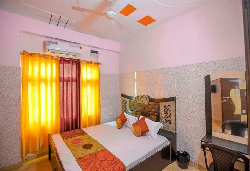 膳宿费 Anand Varsha Luxury Stays