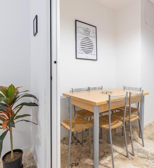 Пансион L Acqua E La Pietra