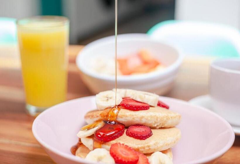 Puerta Aqua By La Puerta Hostels