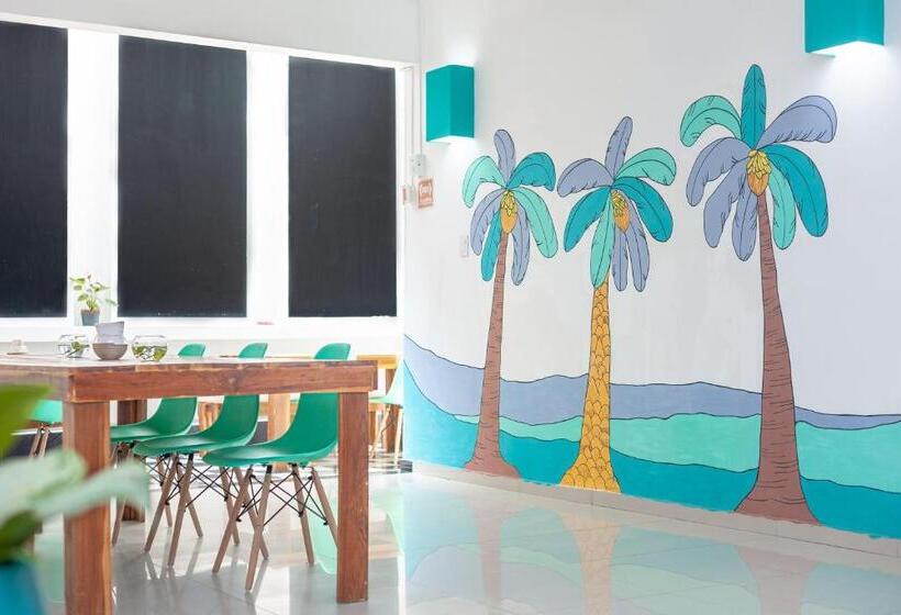 Puerta Aqua By La Puerta Hostels