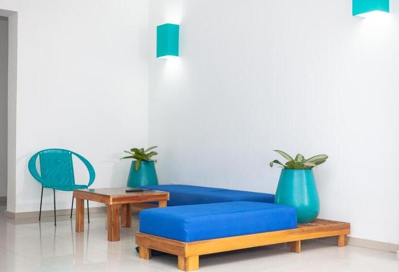 Puerta Aqua By La Puerta Hostels