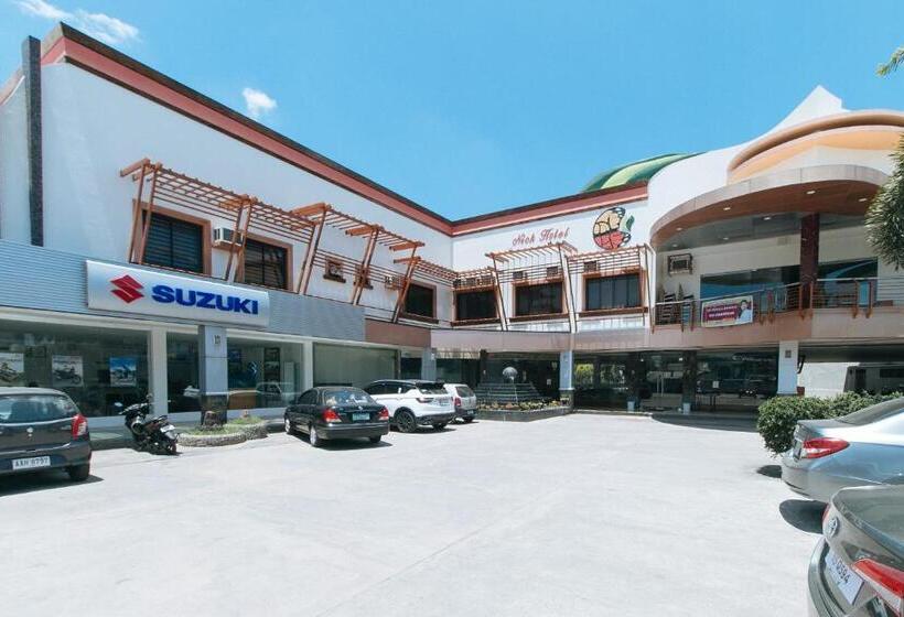 Reddoorz Premium @ Nick Hotel Gerona Tarlac