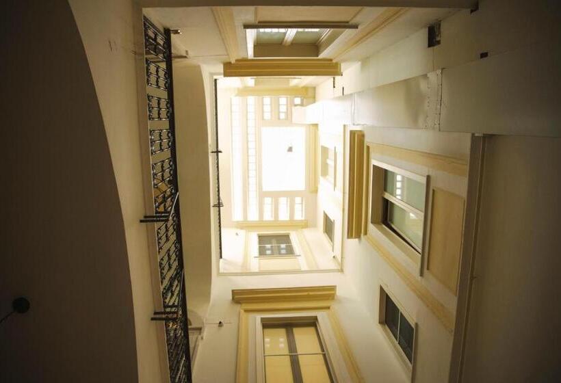 مبيت وإفطار Palazzo De Brado