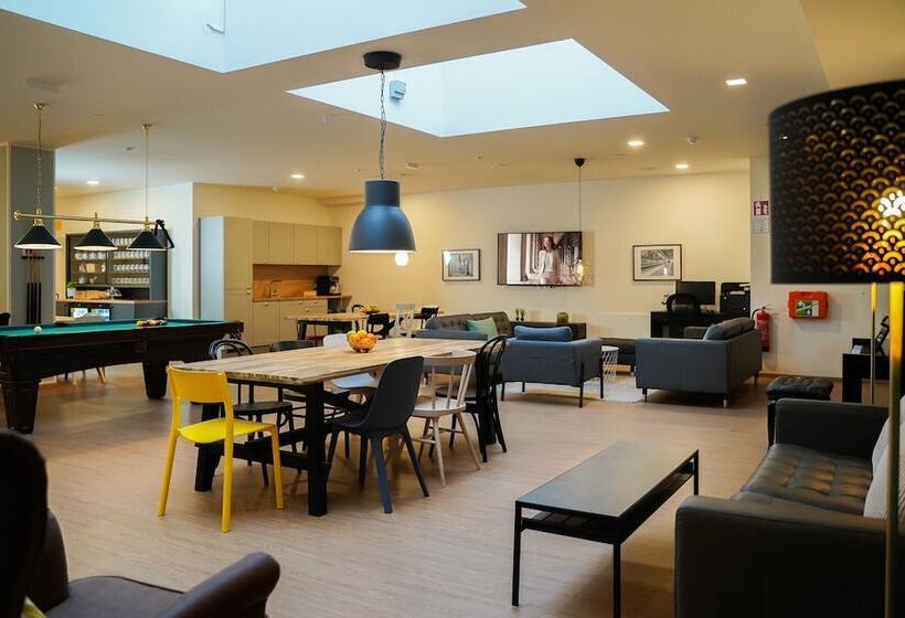 Citadines South Vienna