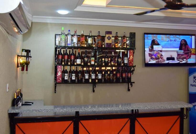 فندق Absor Royal