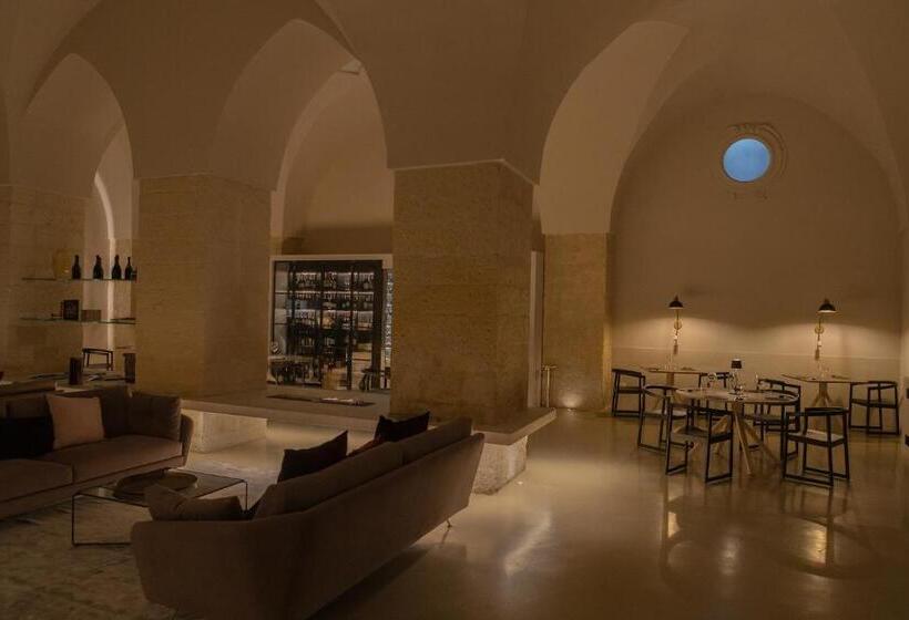 هتل Chiostro Dei Domenicani   Dimora Storica