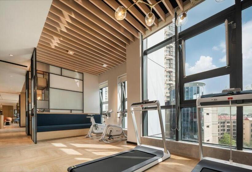 酒店 Holiday Inn Express Meishan Dongpo, An Ihg