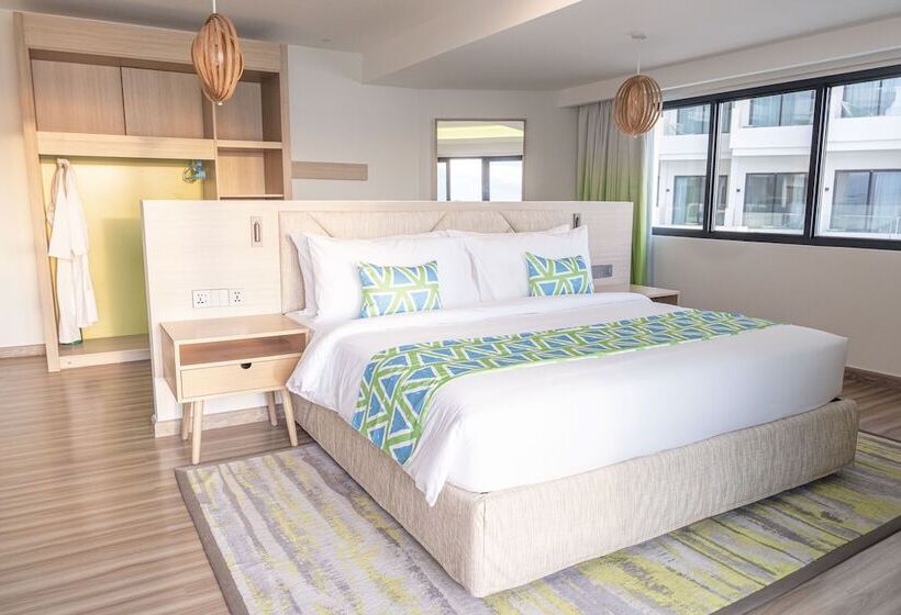 هتل Lime Resort Manila