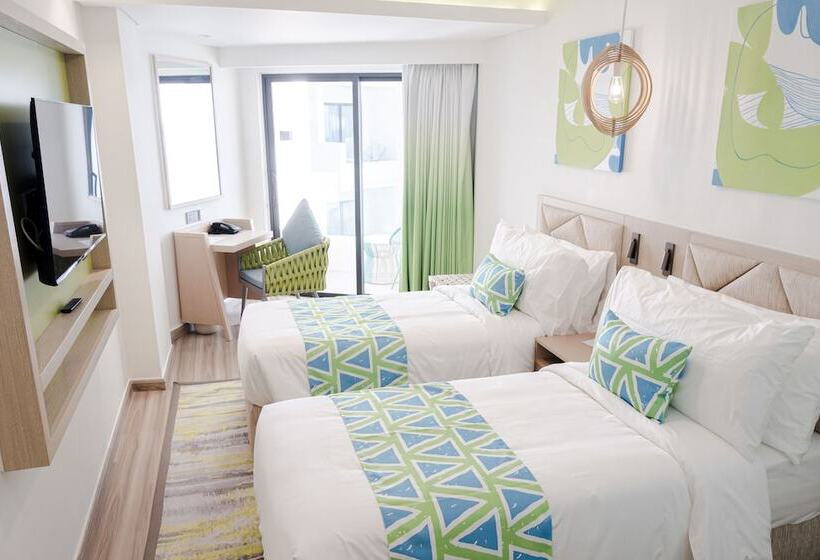 هتل Lime Resort Manila