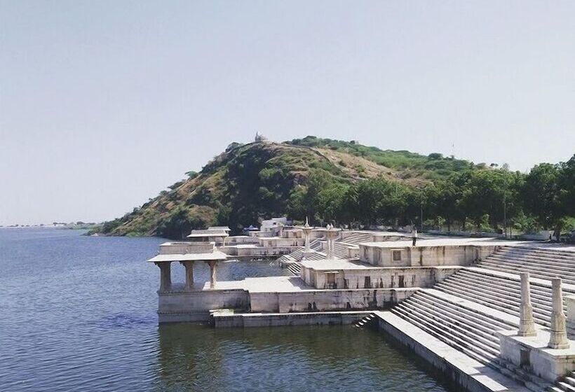 Radisson Hotel Nathdwara