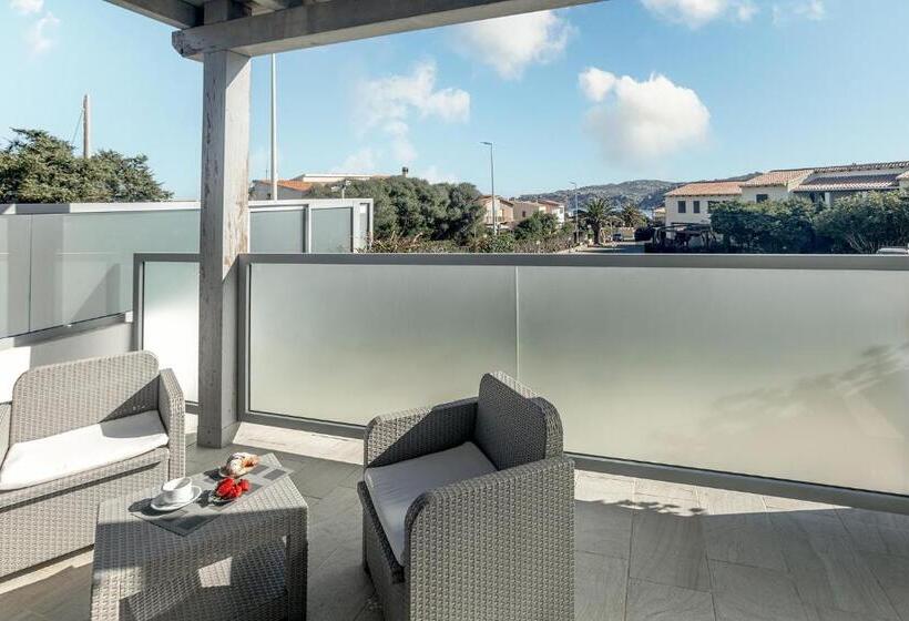 پانسیون Capotesta Luxury Rooms