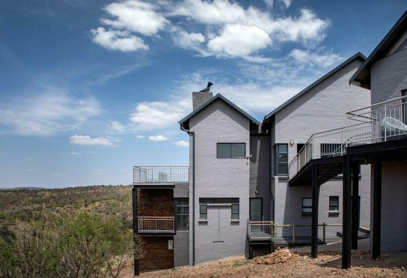 بنسيون Elements Sunrise Bush Lodge