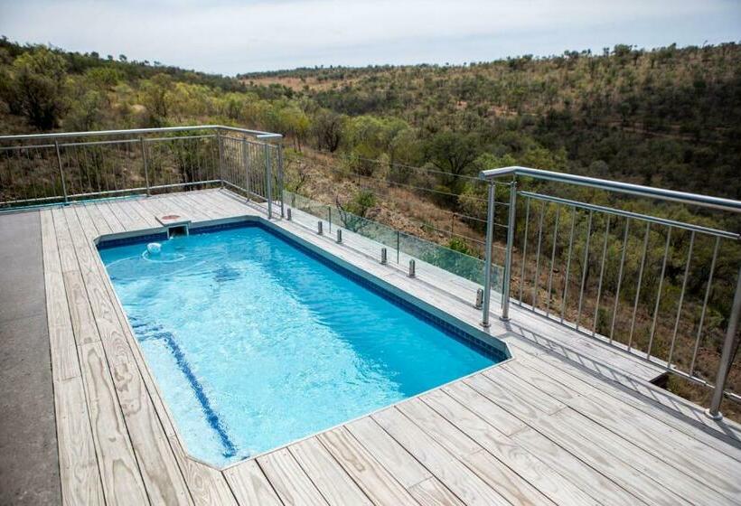 بنسيون Elements Sunrise Bush Lodge