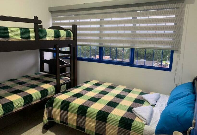 膳宿费 Hostal La Luz De La Colina