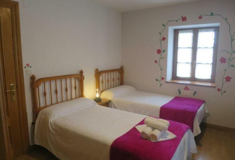 膳宿费 Posada De Oitz