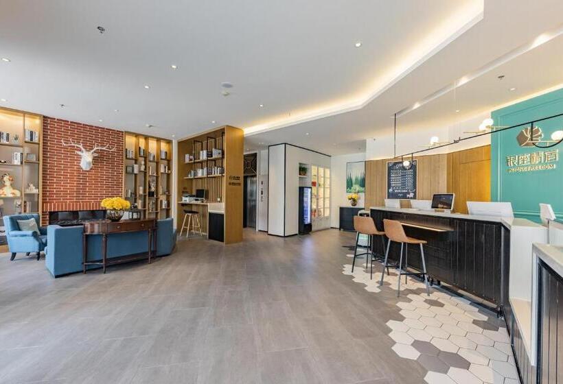 银座精宿酒店   济南泺源大街泉城广场宽厚里店