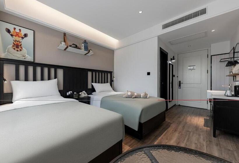 银座精宿酒店   济南泺源大街泉城广场宽厚里店