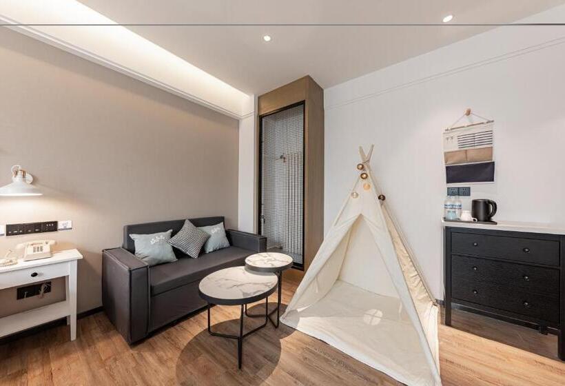 银座精宿酒店   济南泺源大街泉城广场宽厚里店