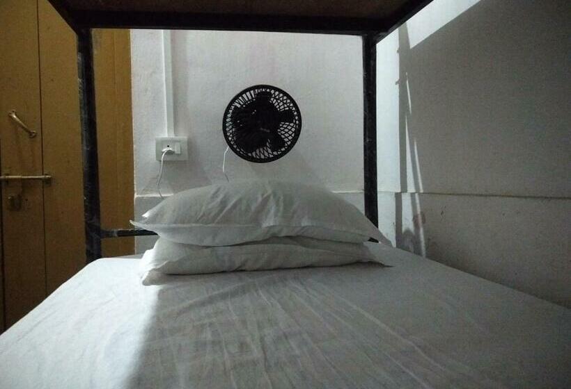 هاستل Backpackers Haven