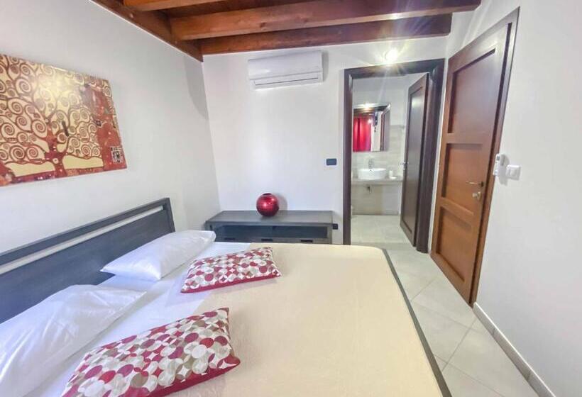 민박 Aparthotel Cortellenica