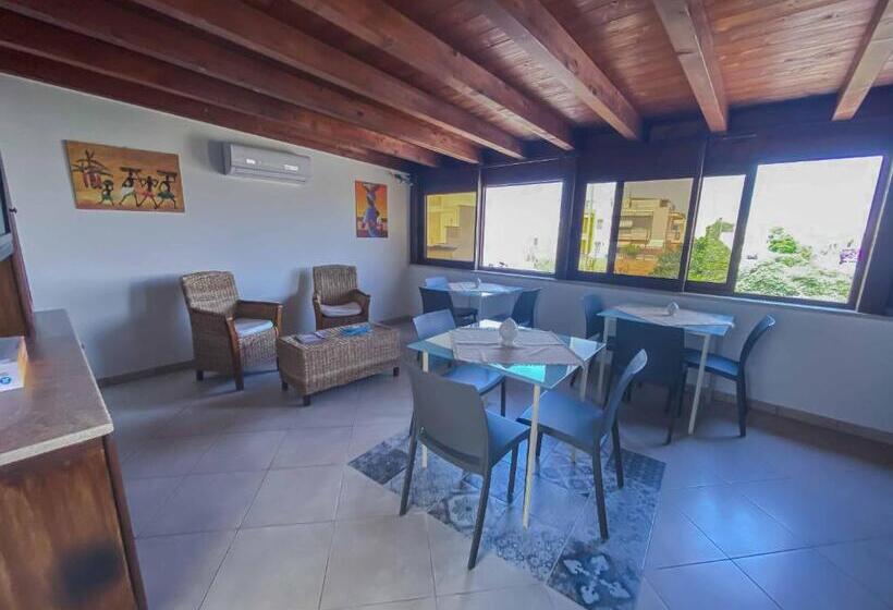 민박 Aparthotel Cortellenica