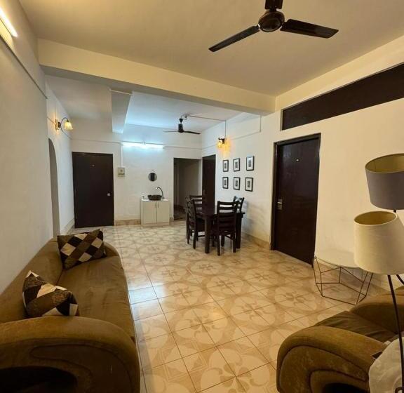 تختخواب و صبحانه La Belleza