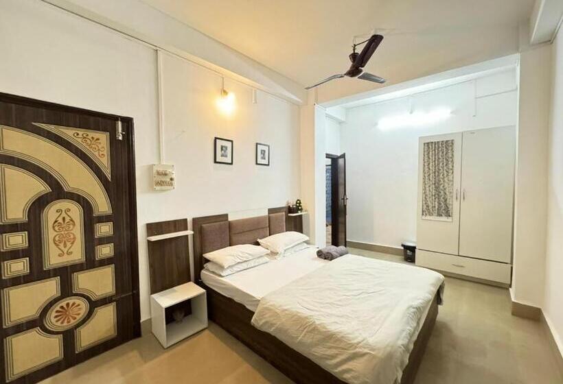 تختخواب و صبحانه La Belleza