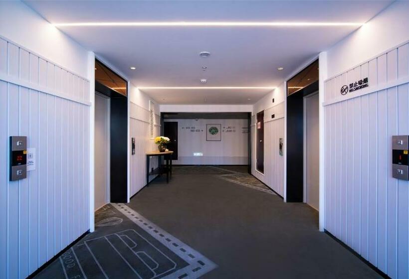 בית מלון כפרי 银座精宿泰安高铁站泰山西湖店