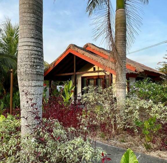 Отель Burudika Bungalows