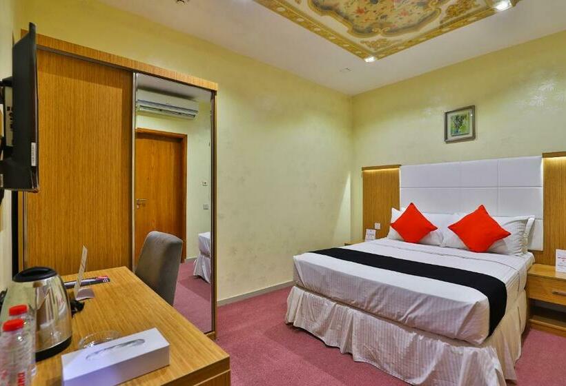 هتل Capital O 338 Asian