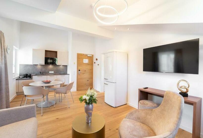 Отель Das Mondsee