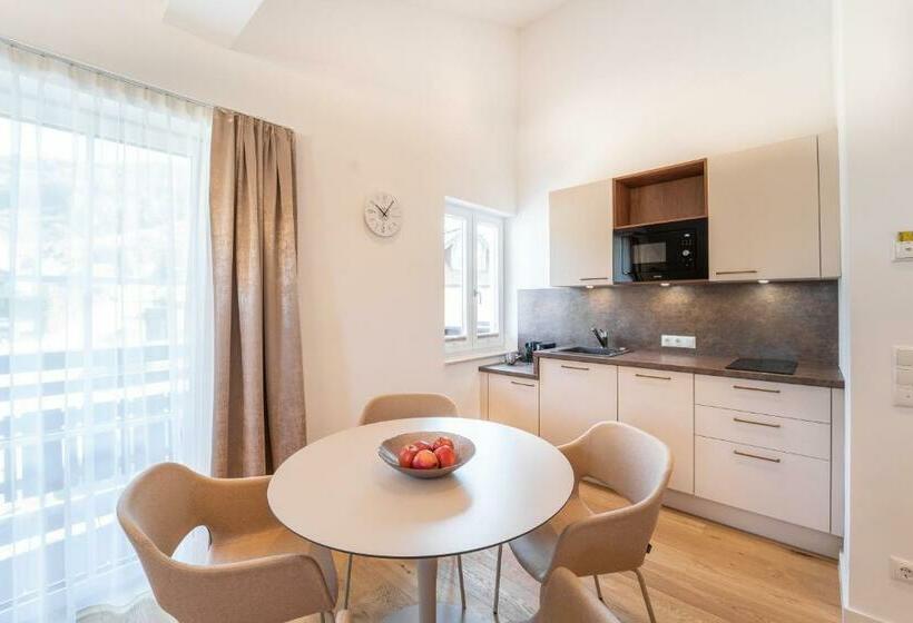 Отель Das Mondsee