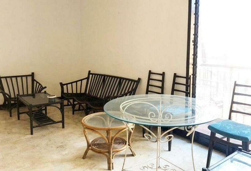 酒店 Koolkost Near Universitas Wijaya Kusuma