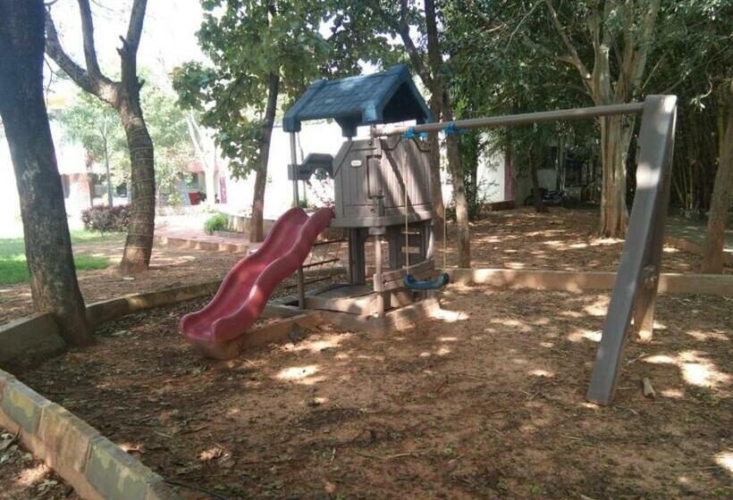 Kstdc Hotel Mayura Pavithra Yediyur