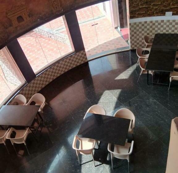 Kstdc Hotel Mayura Pavithra Yediyur