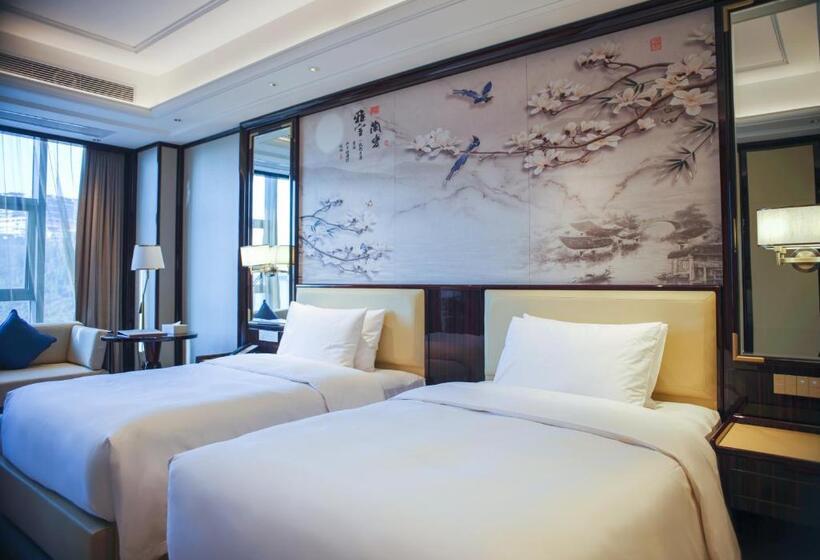 Отель Wyndham Grand Tongren Downtown