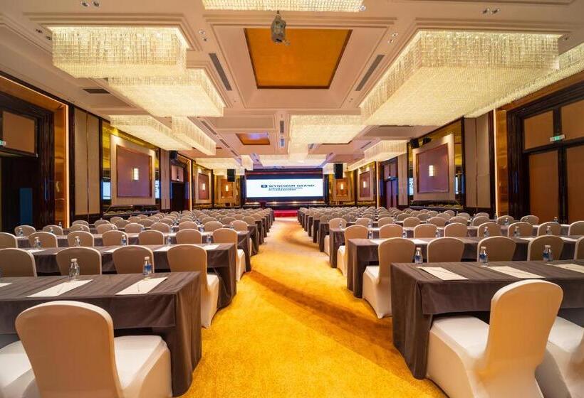 فندق Wyndham Grand Tongren Downtown