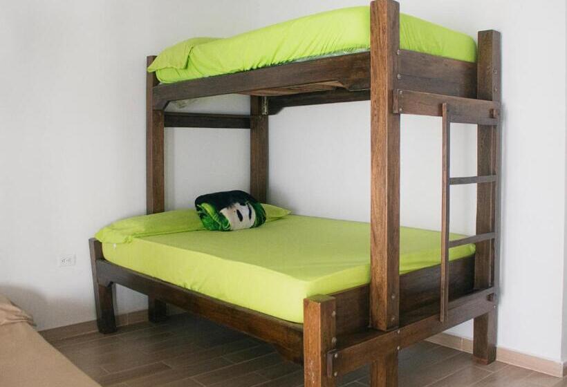 בית מלון כפרי Zabdi Coveñas