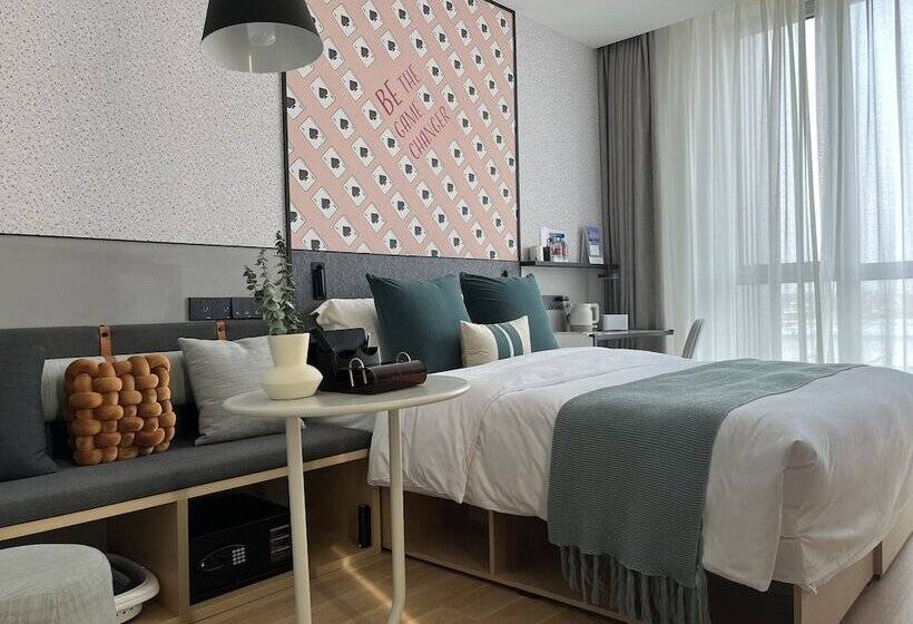 Lyf By Ascott Hongqiao Shanghai Necc