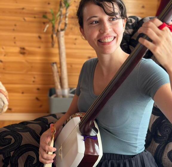 膳宿费 津軽三味線と民謡 ゲストハウス繭子の宿