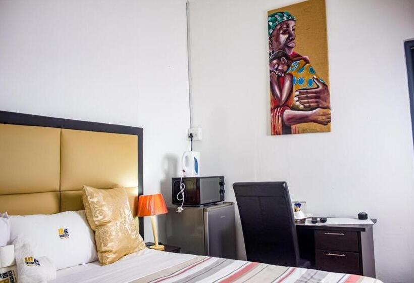 Пансион 18 On Sherlock