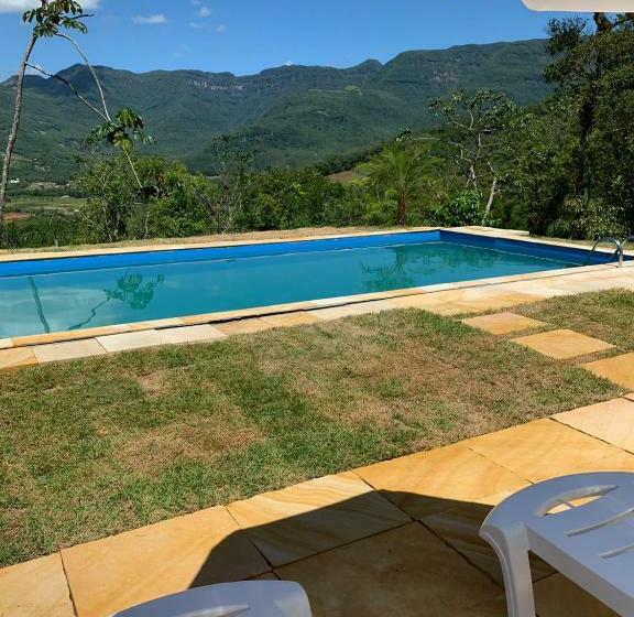 بنسيون Alvorada Mountain   Chalé 02