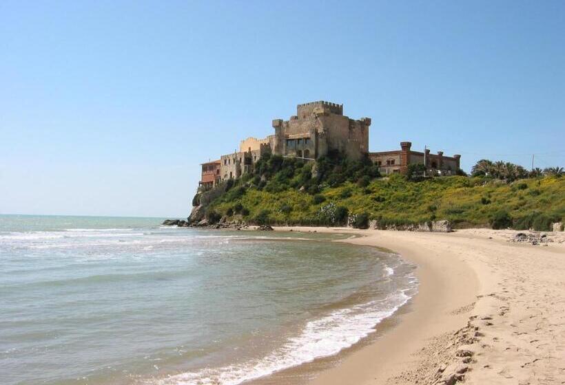 ペンション Castello Di Falconara