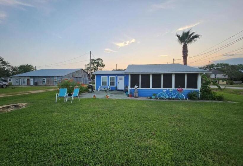 Пансион Coastal Cottage Bay House