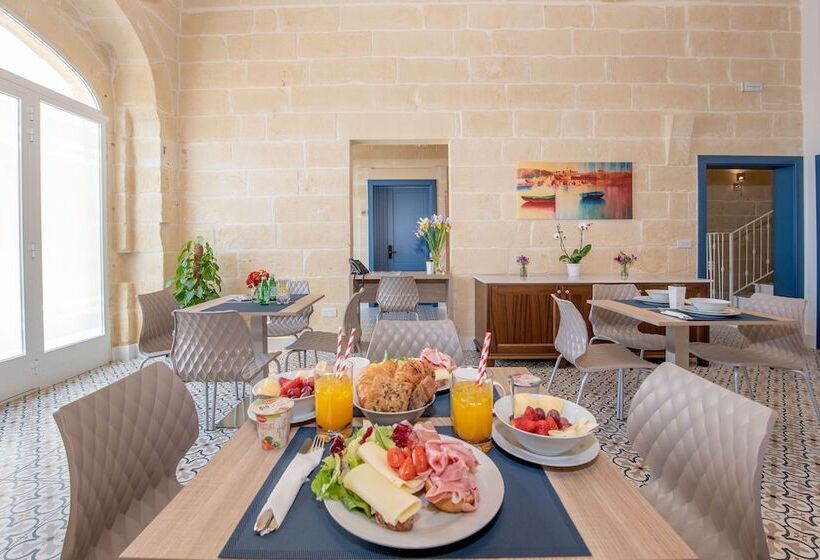 پانسیون Georges Boutique Living