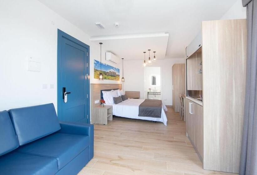 پانسیون Georges Boutique Living