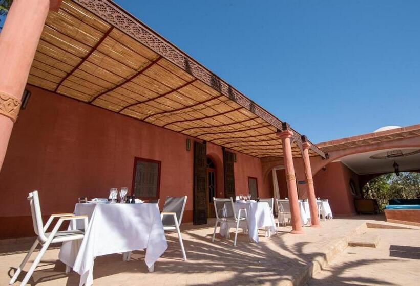 펜션 L’oasis De Kima