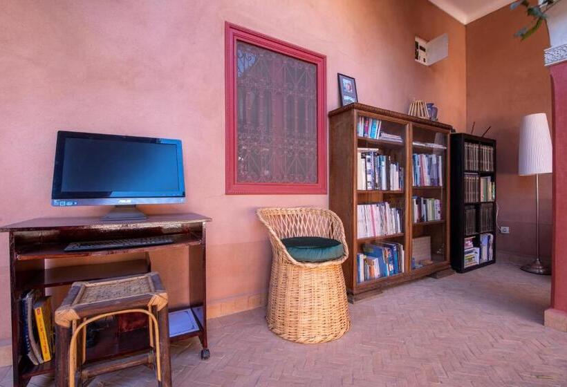 پانسیون L’oasis De Kima