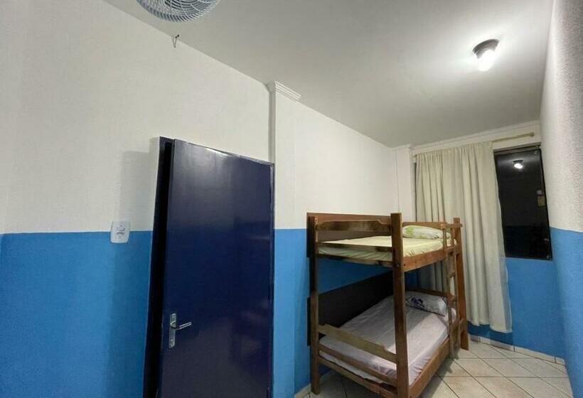 ペンション Portaria E Circulação De Hóspedes Só Até 22 Horas Compartilhado Hostel