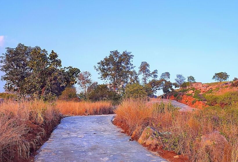 منتجع Takhat Villa By Shrigo Hotels